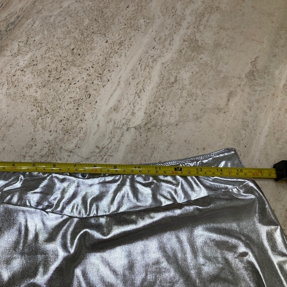Just Polly Skirt Large Shiny Silver Metallic Side Slit Mini - Picture 4 of 5